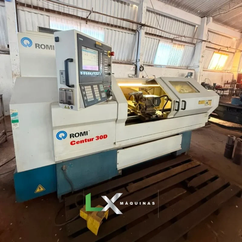 TORNO CNC ROMI CENTUR 30D – HIDRÁULICO - SIEMENS – 3700 HORAS - ANO 2012 -6