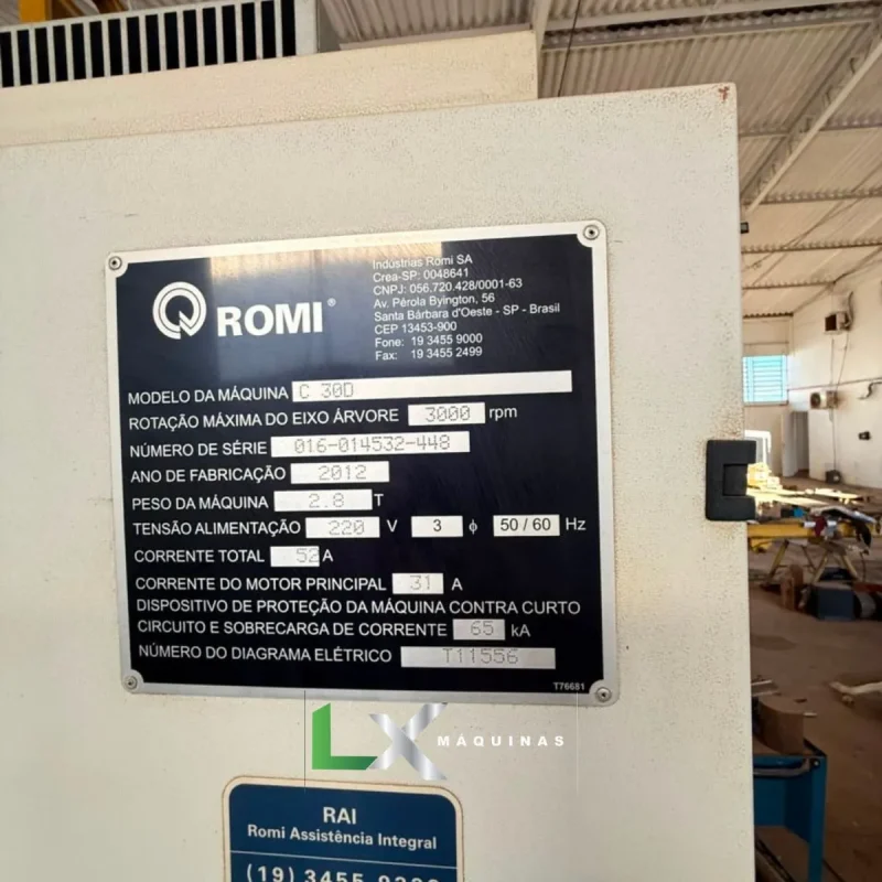 TORNO CNC ROMI CENTUR 30D – HIDRÁULICO - SIEMENS – 3700 HORAS - ANO 2012 -8