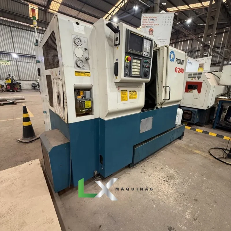 TORNO CNC ROMI G240 FANUC SEM CONTRA PONTO - ANO 2007 (4)