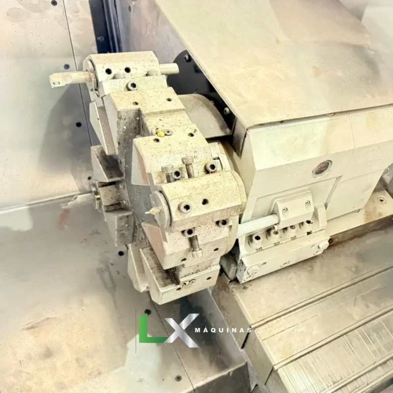 TORNO CNC SINITRON LT 52 - 215 X 520 MM - FANUC - 2007 (6)