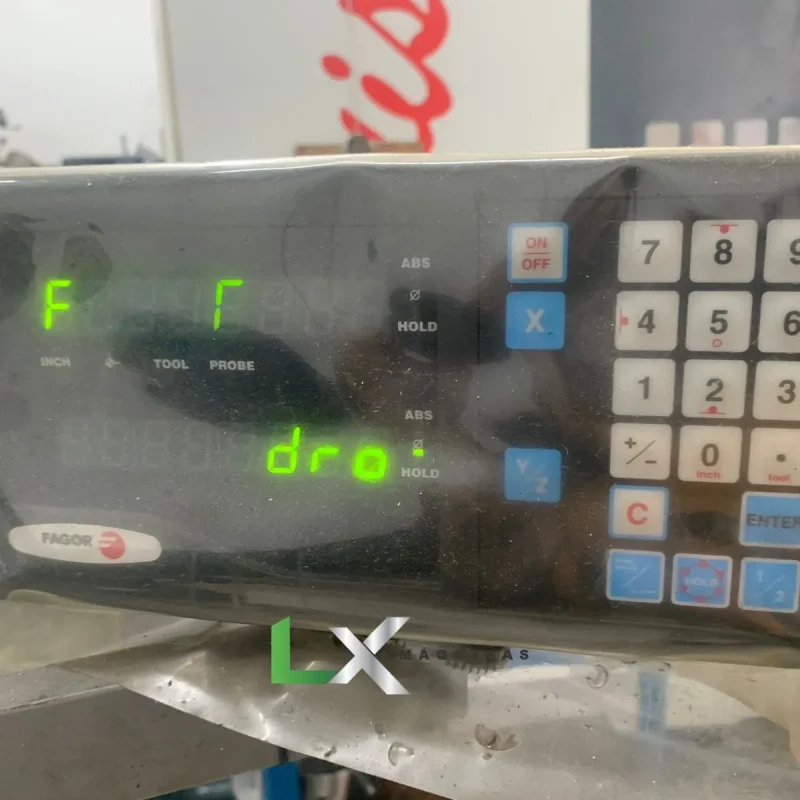 TORNO MECANICO CLARK CDE6250A - 500 X 1500 MM (11)