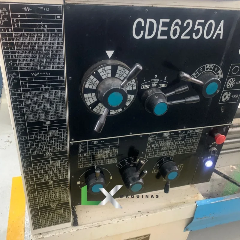 TORNO MECANICO CLARK CDE6250A - 500 X 1500 MM (2)