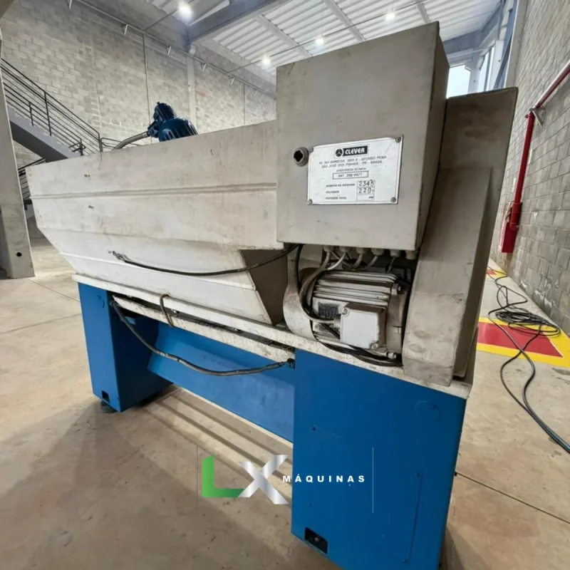 TORNO MECANICO CLEVER C0632A - 330 X 1000MM (5)
