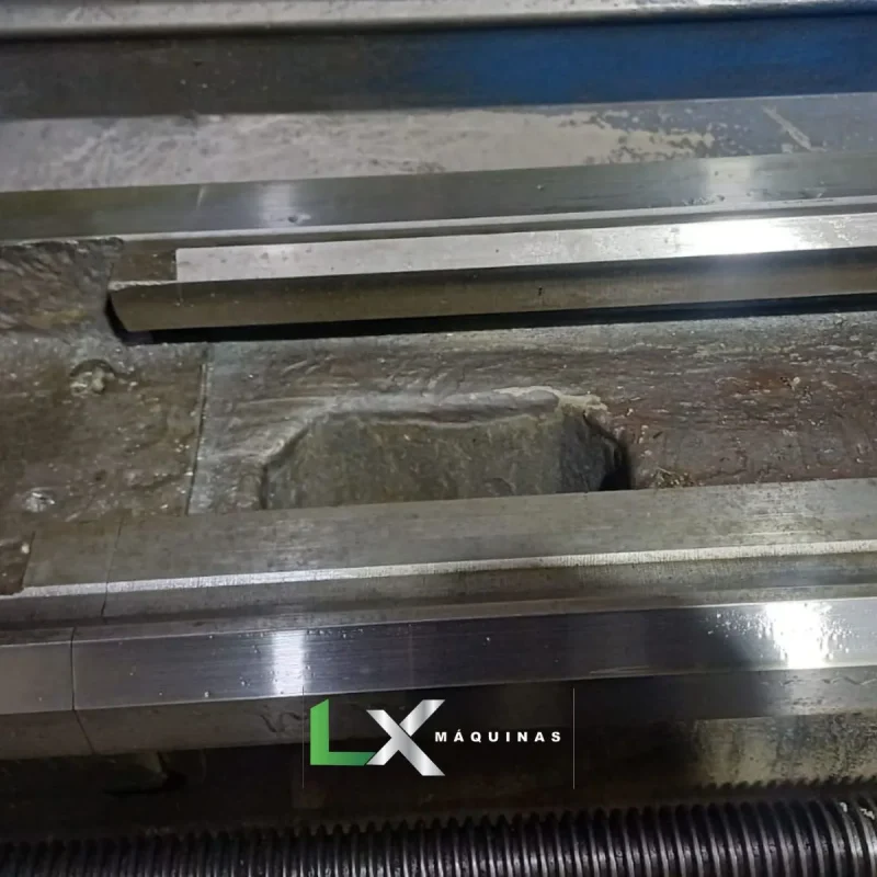 TORNO MECÂNICO CLEVER L-1860 - 450 X 1500 MM (5)