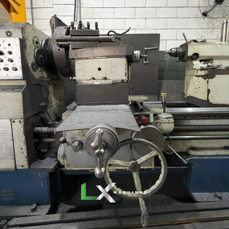 TORNO MECÂNICO CLEVER L44120 - 1100 X 3000 MM - ANO 2010 (1)