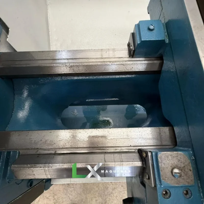 TORNO MECÂNICO IMOR-II-520 X 500 MM - IMPECÁVEL (2)