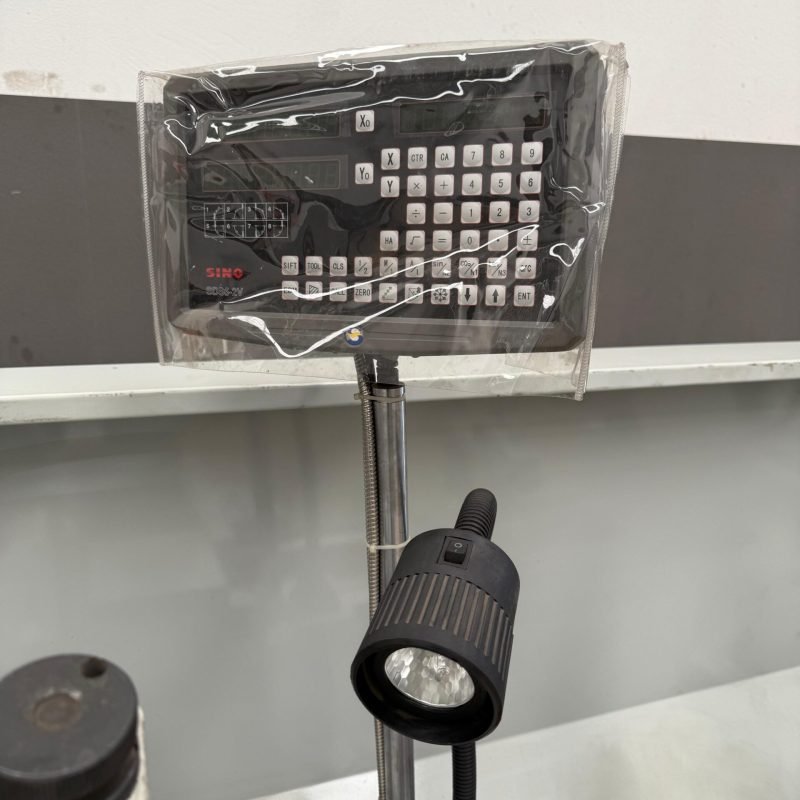 TORNO MECANICO LCA600X1500MM - COMPLETO COM DIGITAL - NOVO (3)