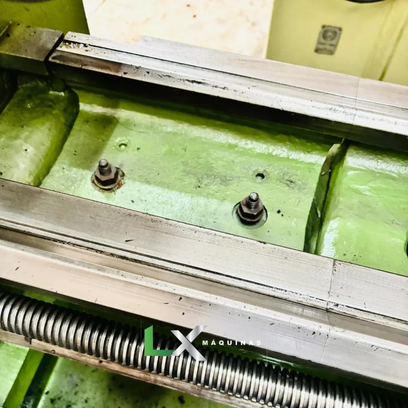 TORNO MECANICO NARDINI 220MIII - 500 X 1500 MM (7)