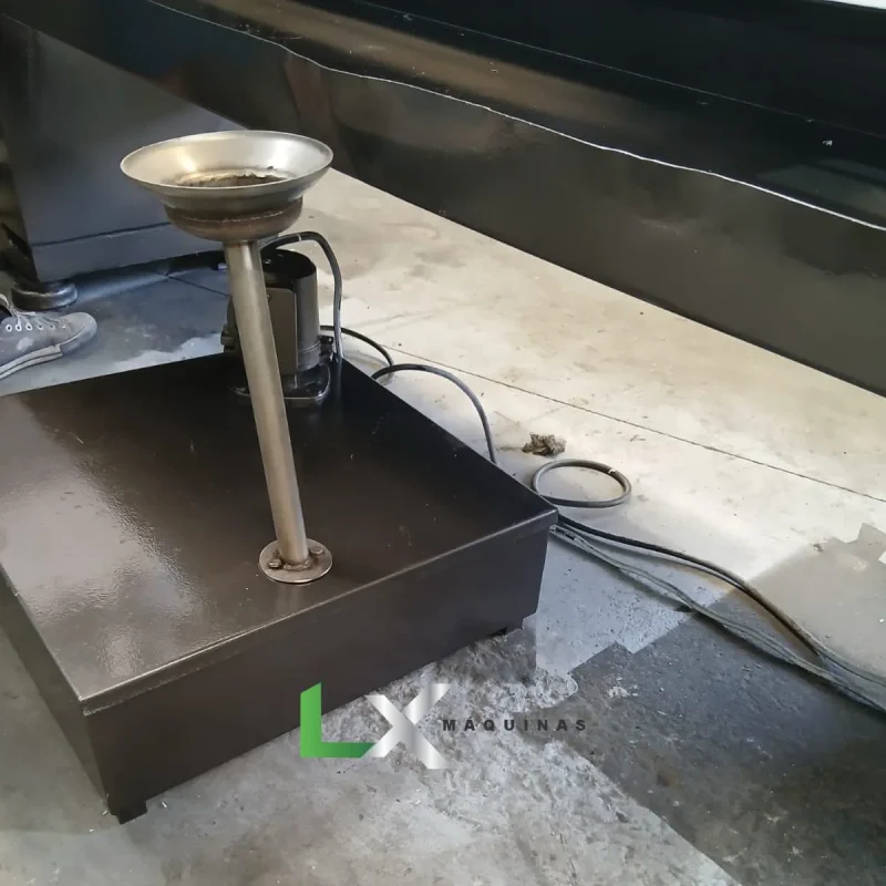 TORNO MECANICO NARDINI DIPLOMAT ND 250 - ANO 2005 (8)_11zon