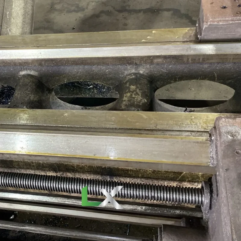 TORNO MECÂNICO NARDINI LHM 1000x3000MM (2)