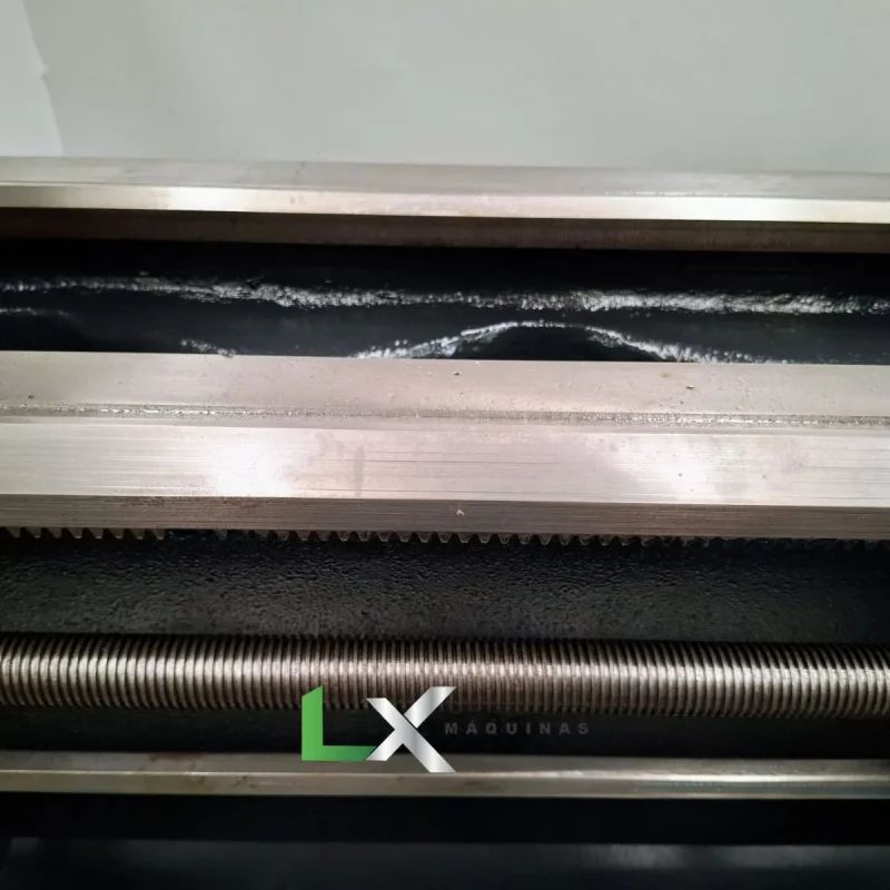 TORNO MECÂNICO NARDINI MASCOTE MS-205AE - 800 MM X 410 MM (REFORMADO) (2)