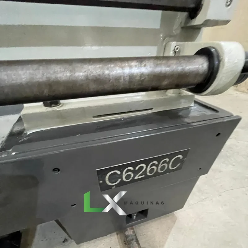 TORNO MECANICO QUAZAR - 660 MM X 2000 MM (8)