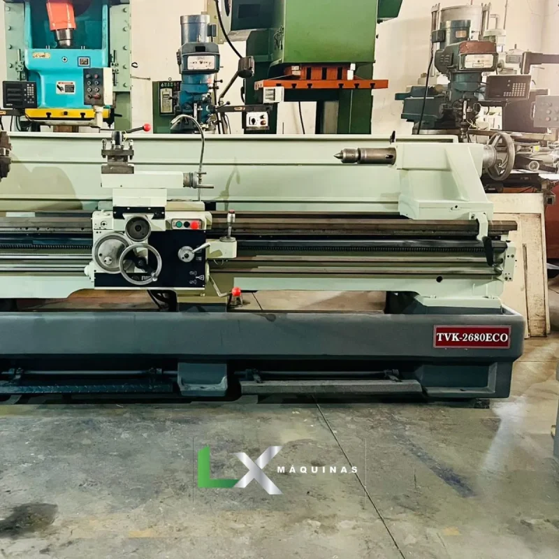 TORNO MECANICO VEKER TVK 2680 - 660 X 2000 MM (1)
